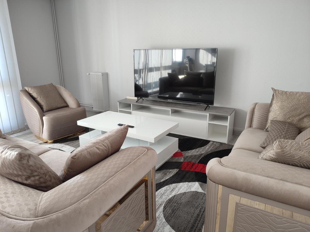Grand Et Superbe Appartement Proche Paris Creil Kültér fotó