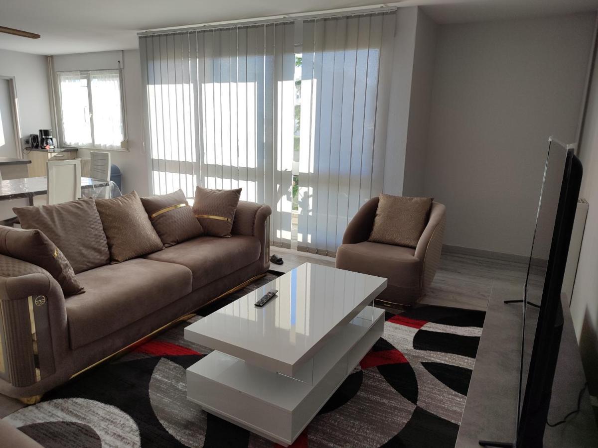 Grand Et Superbe Appartement Proche Paris Creil Kültér fotó